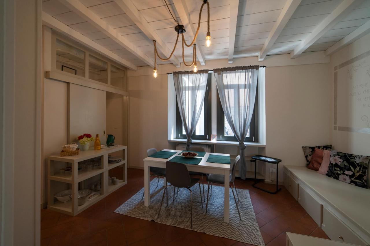 Ferienwohnung Homo Homini Lupus Brescia Exterior foto