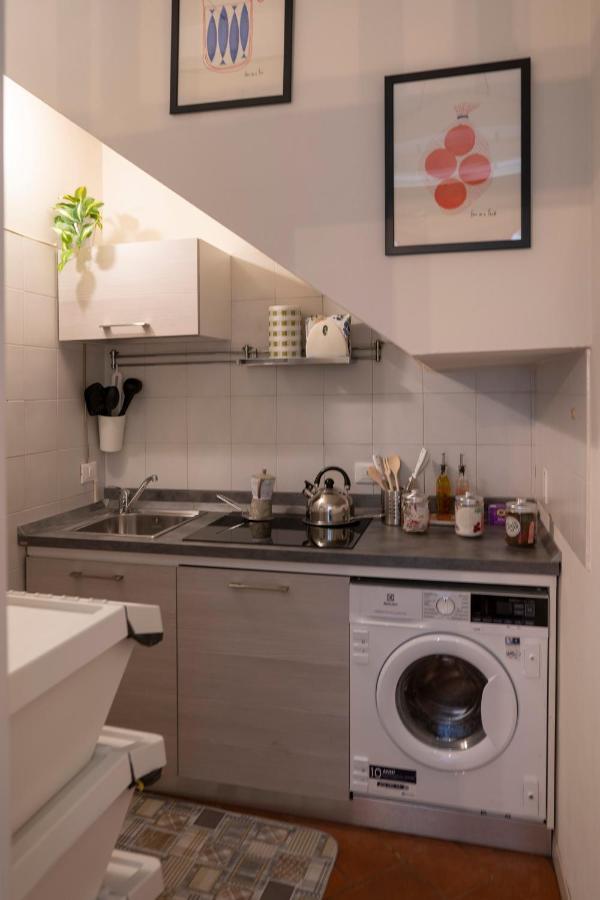 Ferienwohnung Homo Homini Lupus Brescia Exterior foto